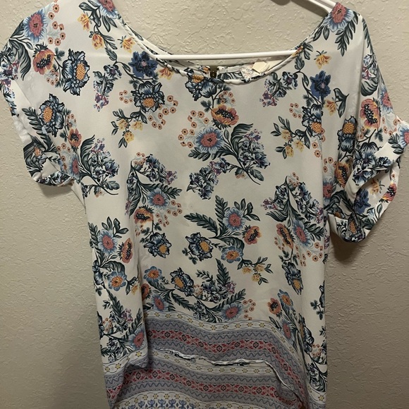 Floral work top - Picture 1 of 2